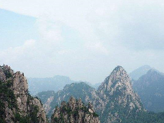 后靠穷山，难有权力